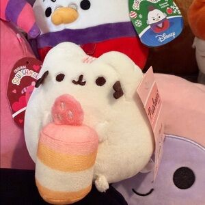 NWT PUSHEEN Strawberry Cake